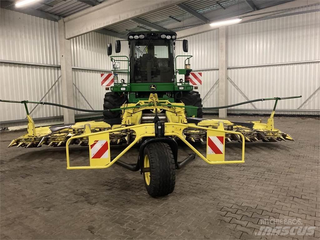 John Deere 7750i علافات ذاتية الدفع
