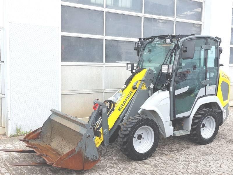 Kramer 5035 لوادر انزلاقية التوجيه