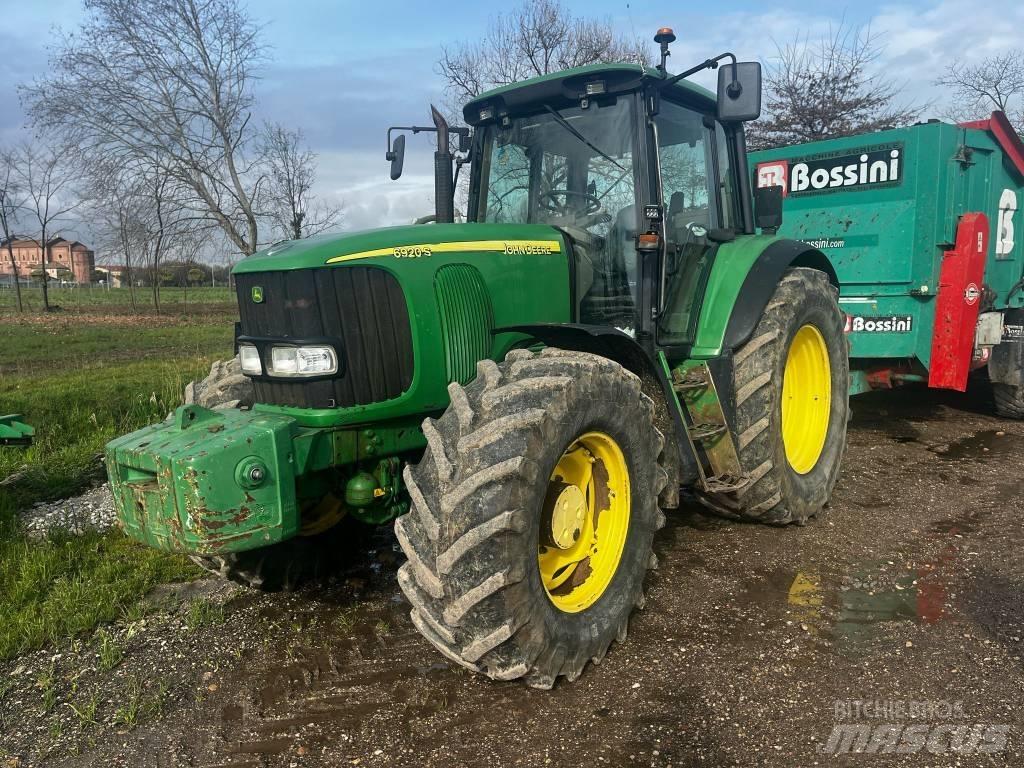 John Deere 6920 الجرارات