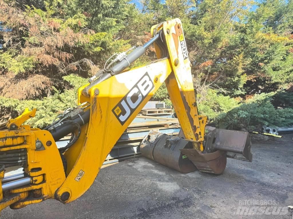 JCB 3 CX 14 MF لوادر ذات جرافات عكسية