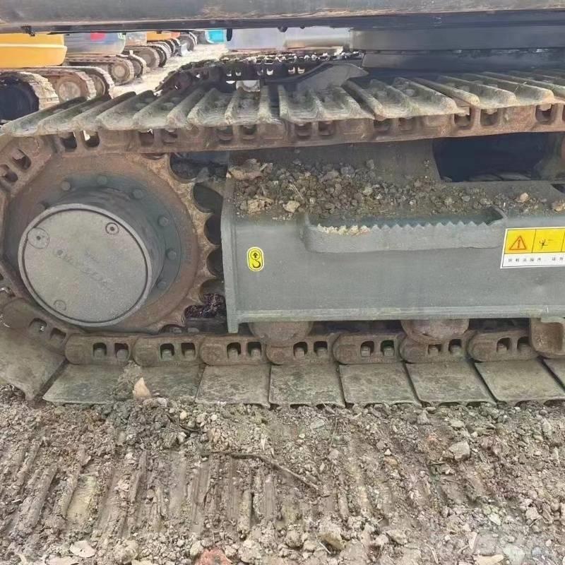 Volvo EC 80 حفارات زحافة