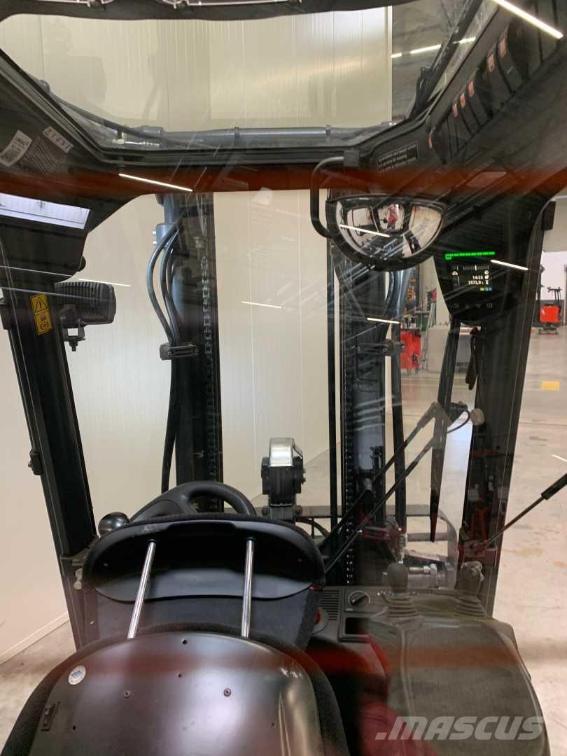 Linde E16 شاحنات ذات رافعات شوكية تعمل بالكهرباء