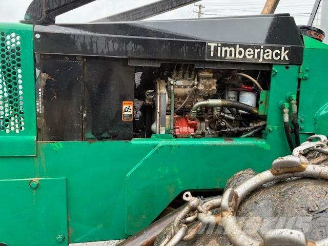 Timberjack 240C ساحبات الأشجار