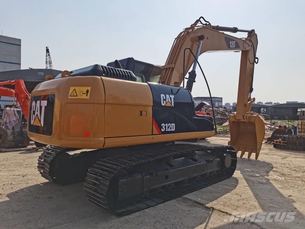 CAT 312 D حفارات زحافة
