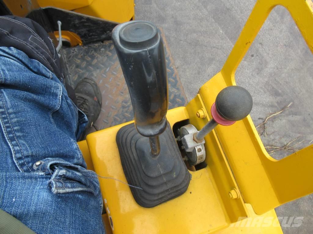 Bomag BW 135 AD-5 مداحل ثنائية الاسطوانة