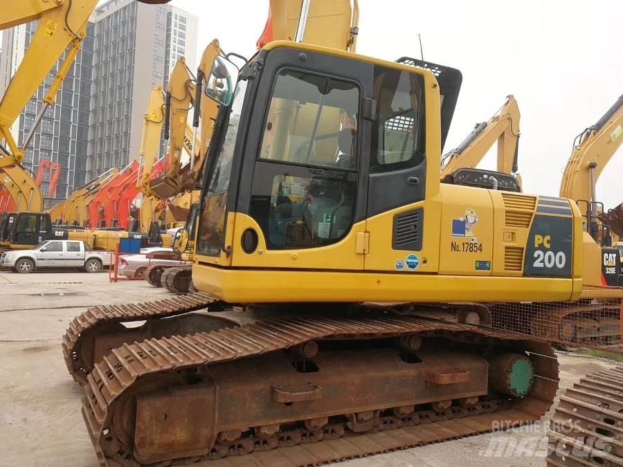 Komatsu pc200-8 حفارات زحافة