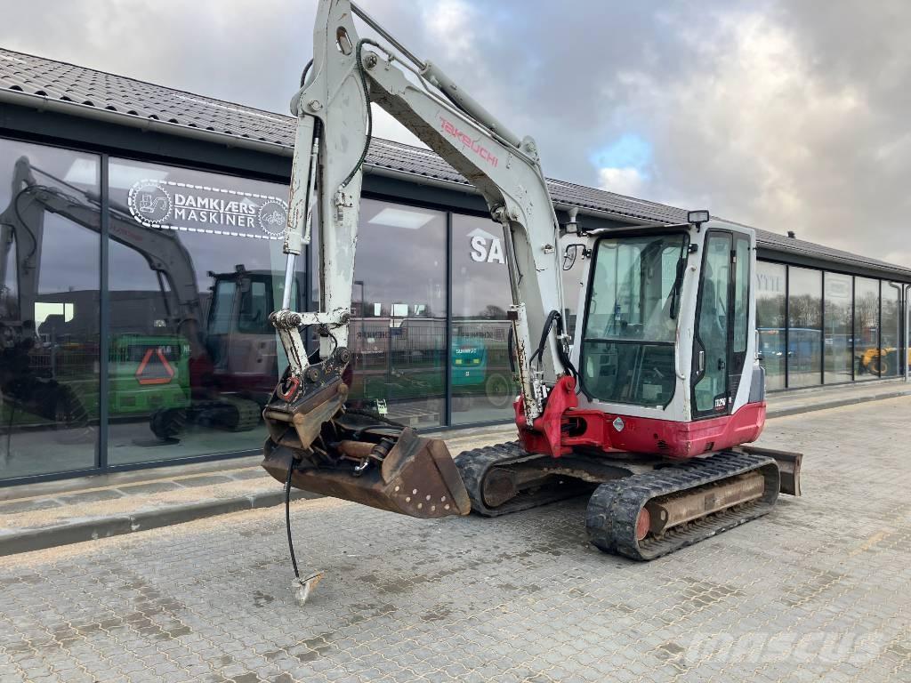 Takeuchi TB 250 حفارات زحافة