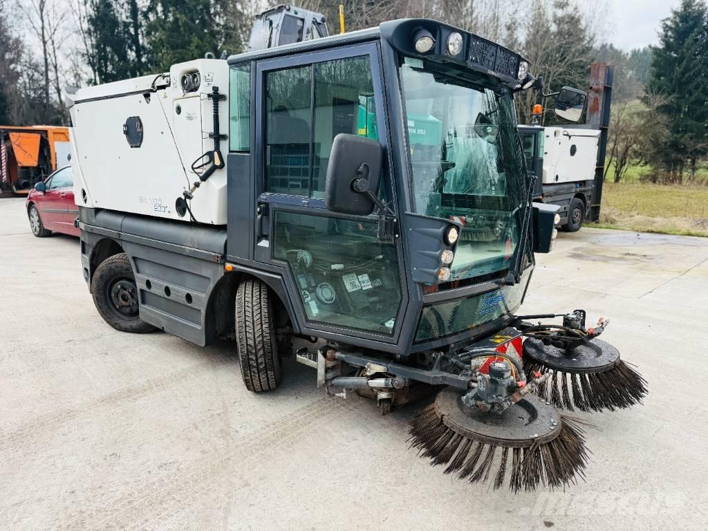 Schmidt Swingo 200 كناسات