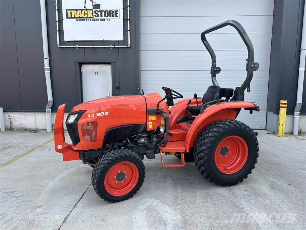 Kubota L1-382 (5278) جرارات مدمجة