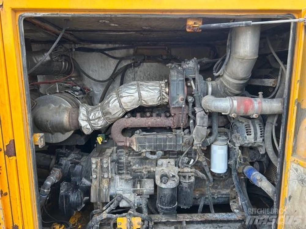 Hütte HBR 608 منصات دق خوازيق