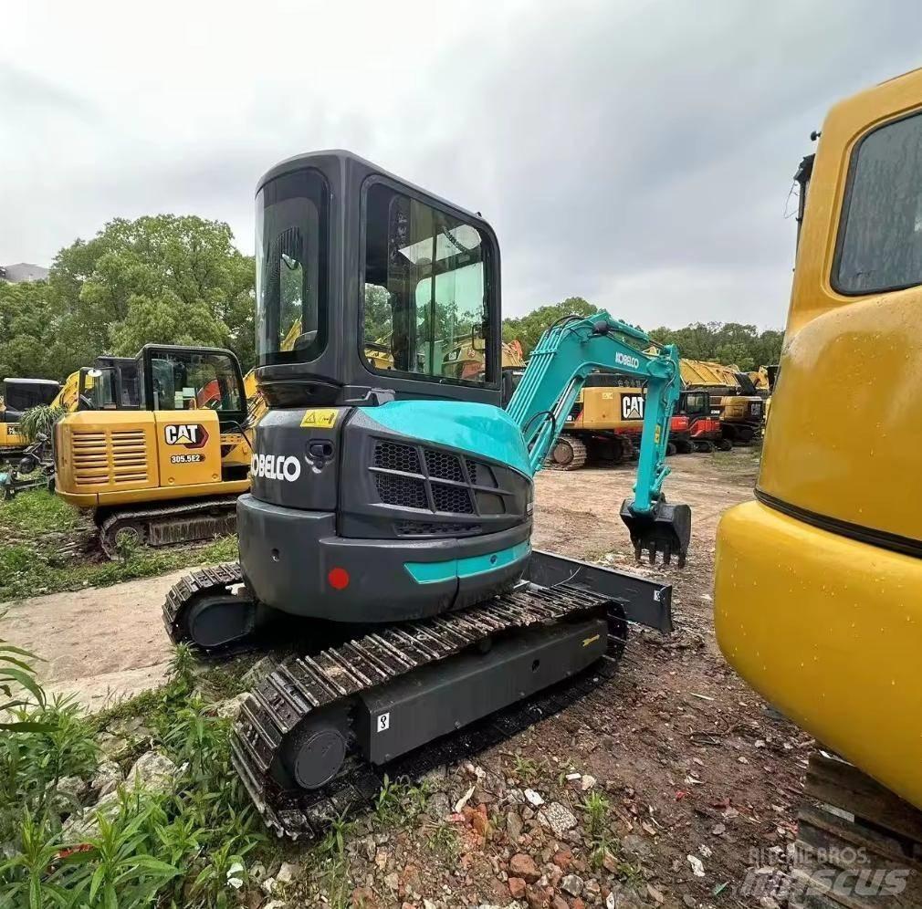 Kobelco SK 35 SR حفارات صغيرة أقل من 7 طن (حفارات صغيرة)