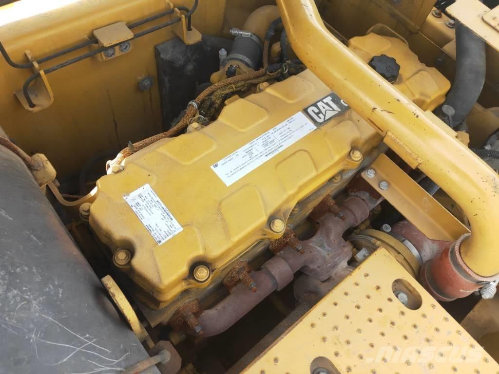 CAT 340DL حفارات زحافة