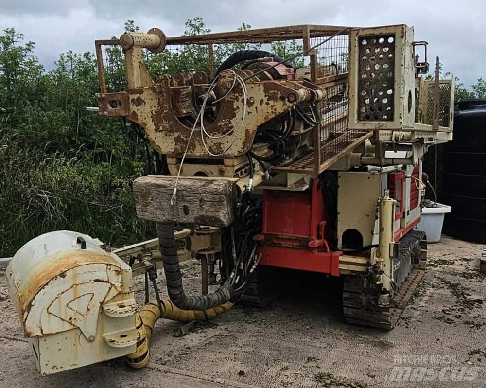 Comacchio MC 405 مثاقيب ثقيلة