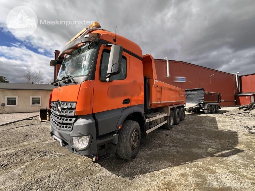 Mercedes-Benz Arocs شاحنات قلابة