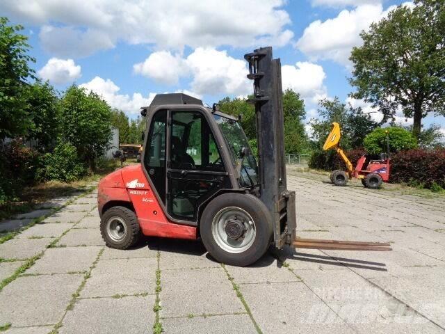 Manitou MSI 35 شاحنات الطرق الوعرة