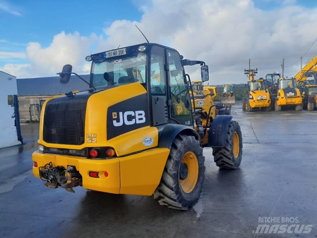 JCB TM 320 S معدات مناولة لأغراض الزراعة