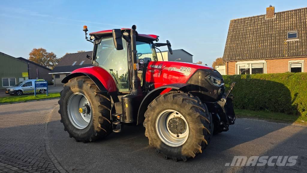Case IH Puma 220 CVX الجرارات