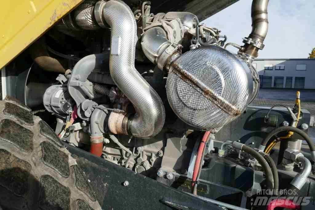 Bomag BW 213 D-5 ضاغطات التربة