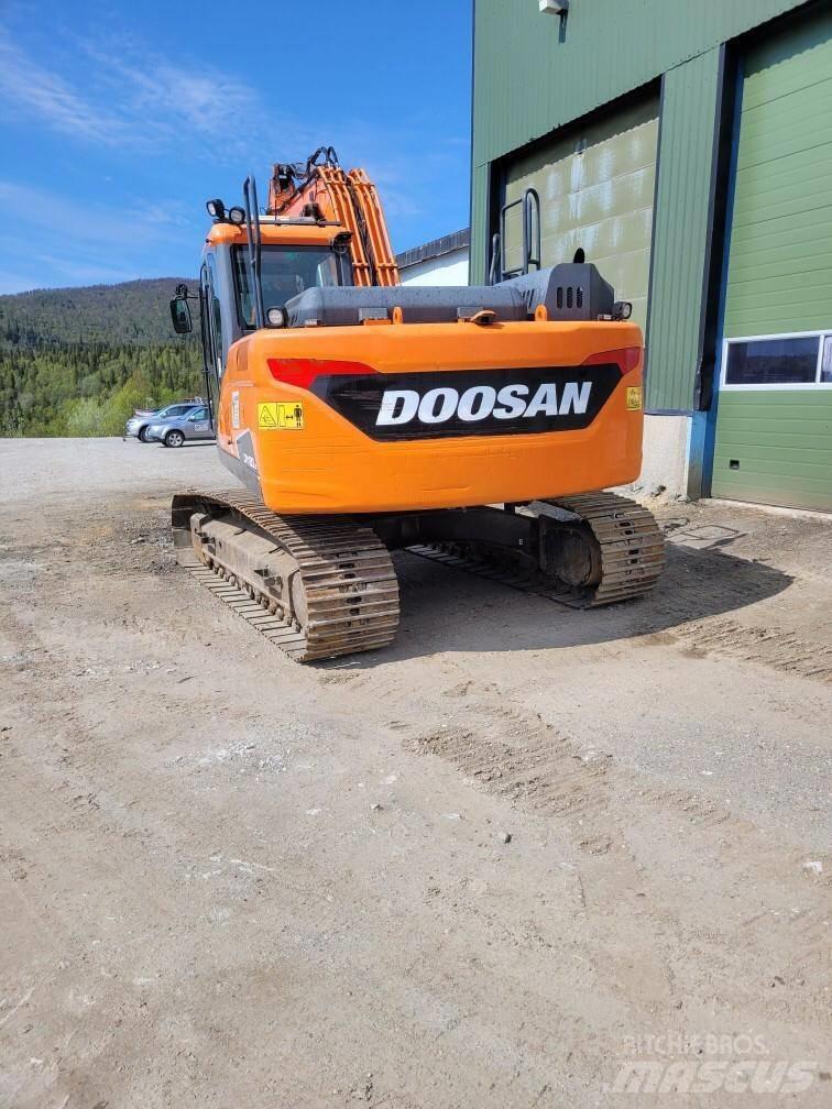 Doosan DX 180 LC حفارات زحافة