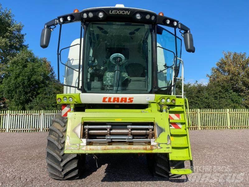 CLAAS LEXION 750 حصادات