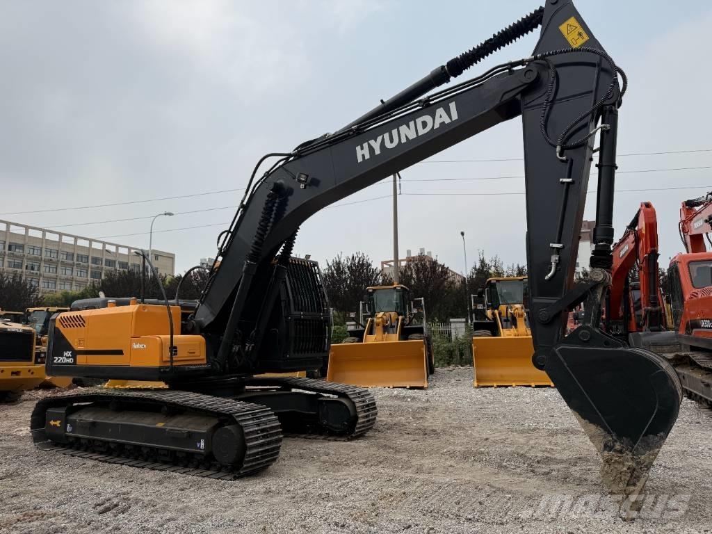 Hyundai HX 220 حفارات زحافة