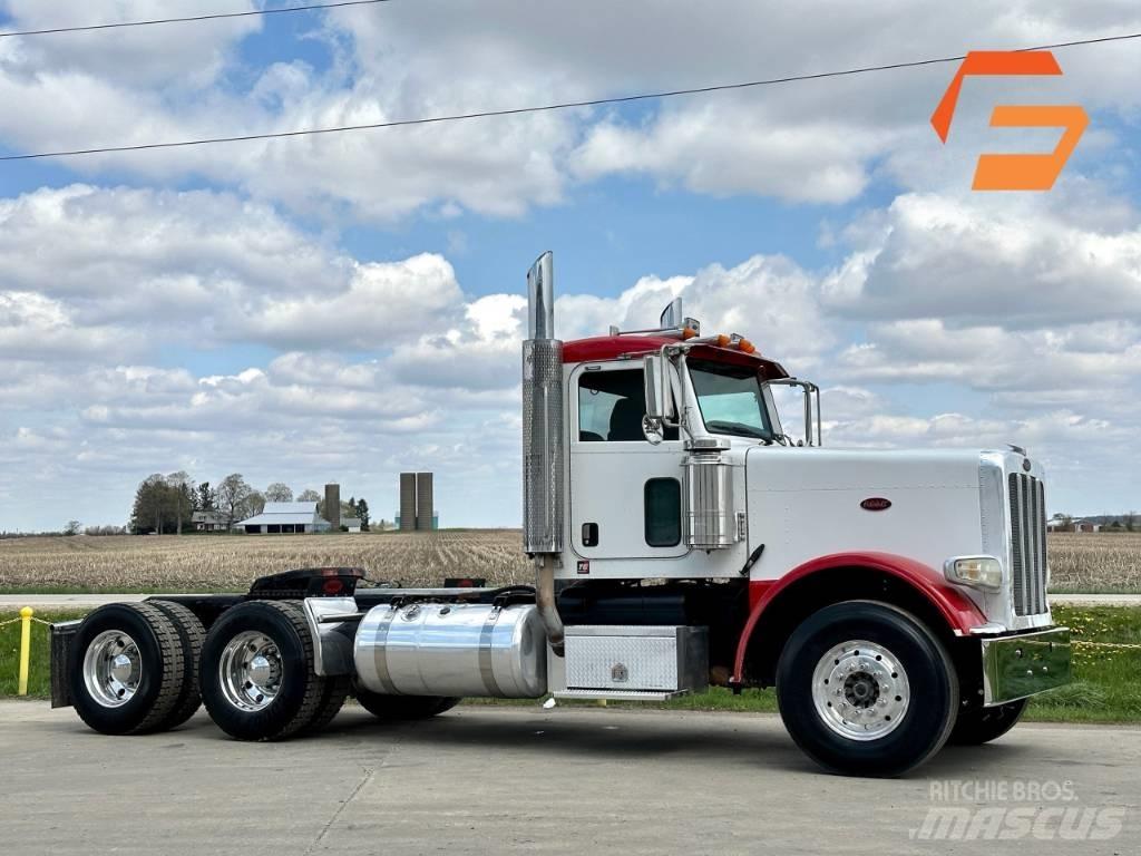 Peterbilt 388 وحدات الجر