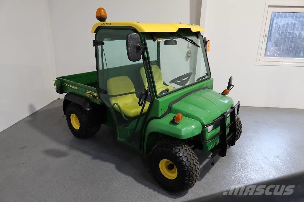 John Deere Gator ماكينات منفعة عامة