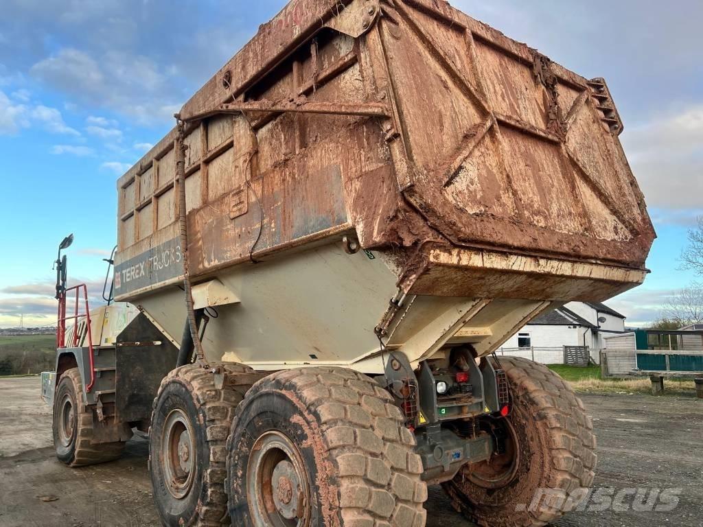 Terex TA 30 ساحبات مفصلية