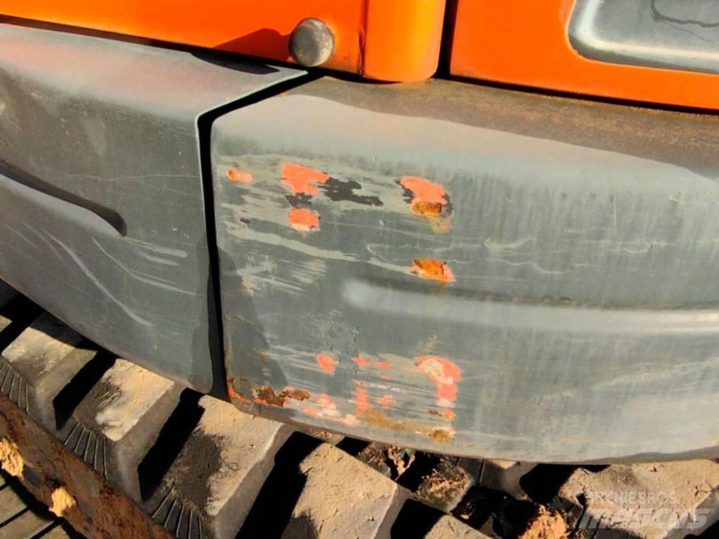 Doosan DX 85 R-3 حفارات وسط 7 طن - 12 طن