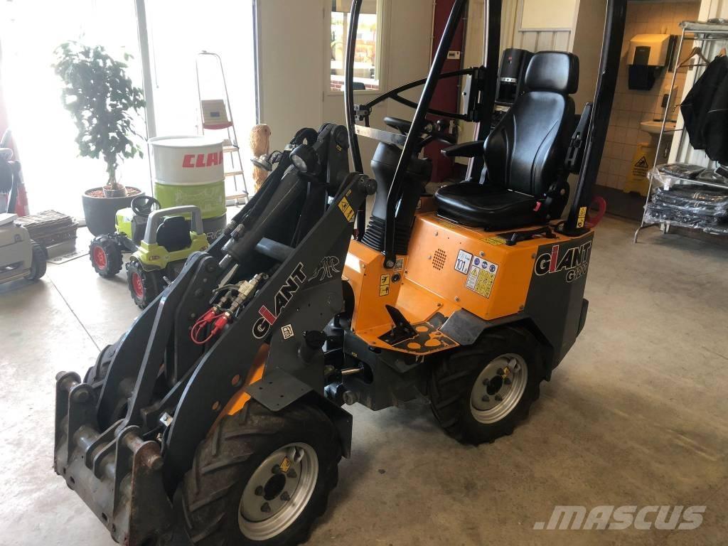 GiANT G 1200 لوادر متعددة الأغراض