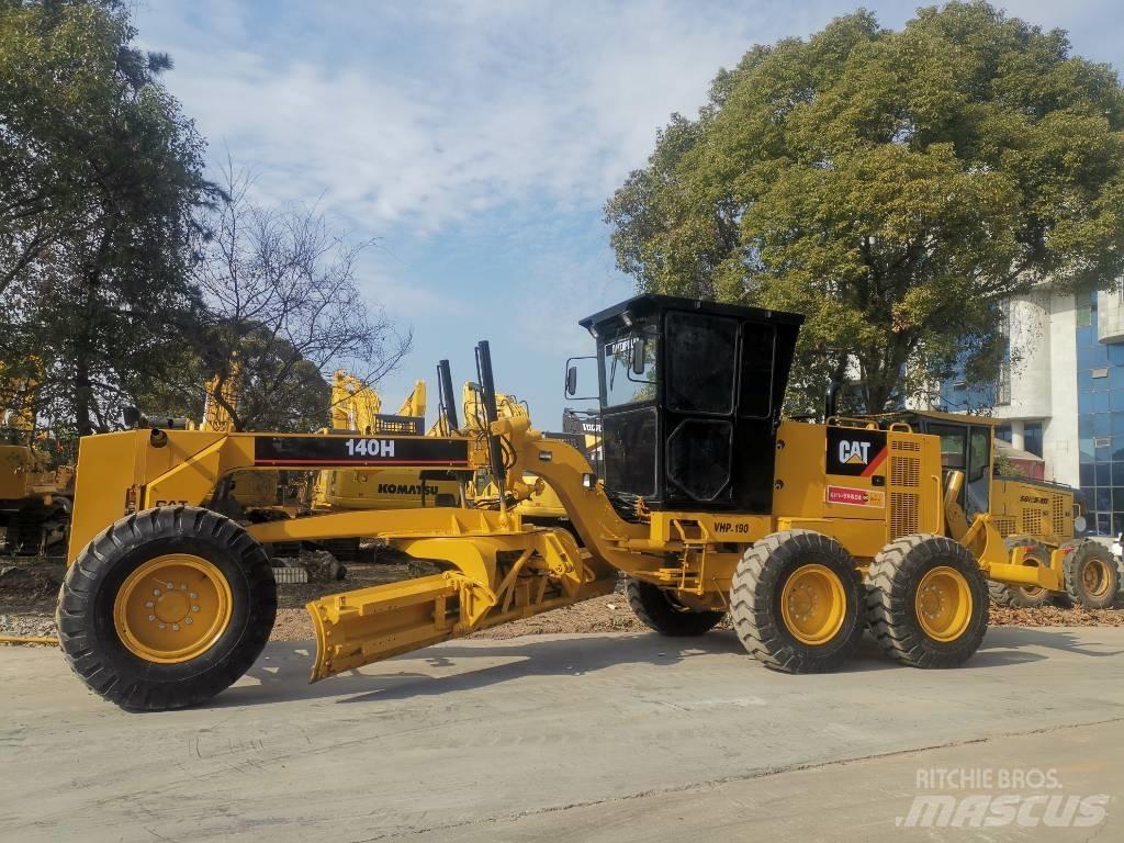 CAT 140 H معدات تمهيد الطرق