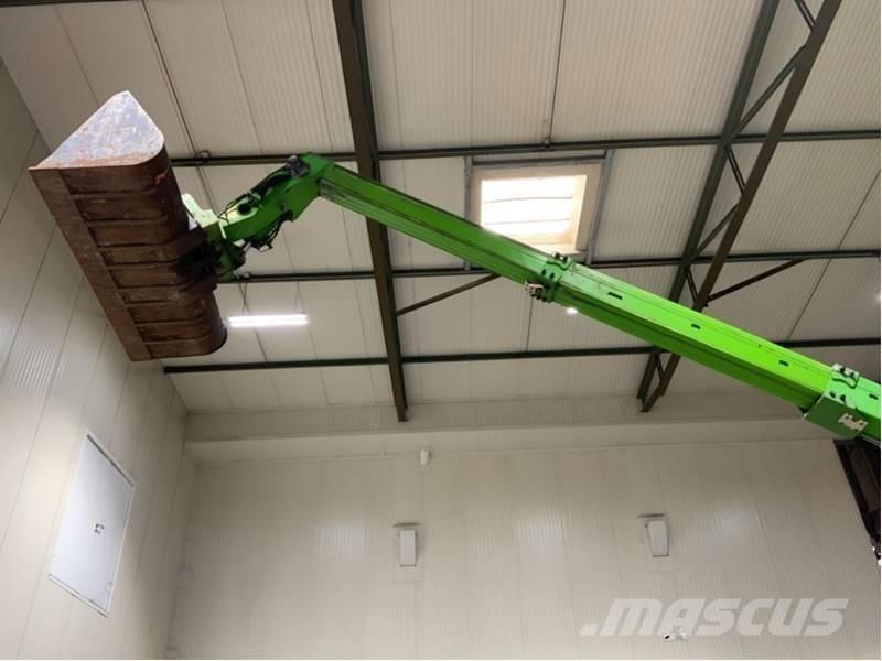 Giraff Track 580B رافعات مجنزرة