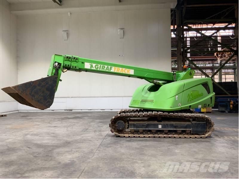 Giraff Track 580B رافعات مجنزرة