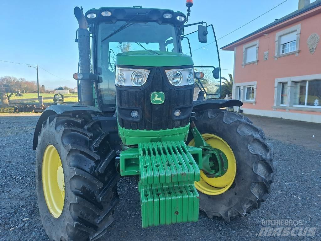 John Deere 6140 R الجرارات