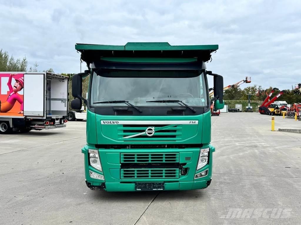 Volvo FM 420 6x2 شاحنات مسطحة/مفصلية الجوانب
