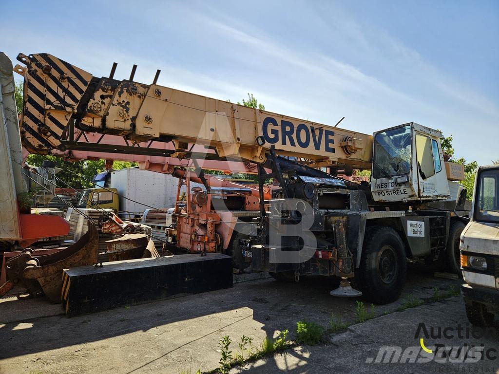 Grove AT 633 B شاحنات الرافعات