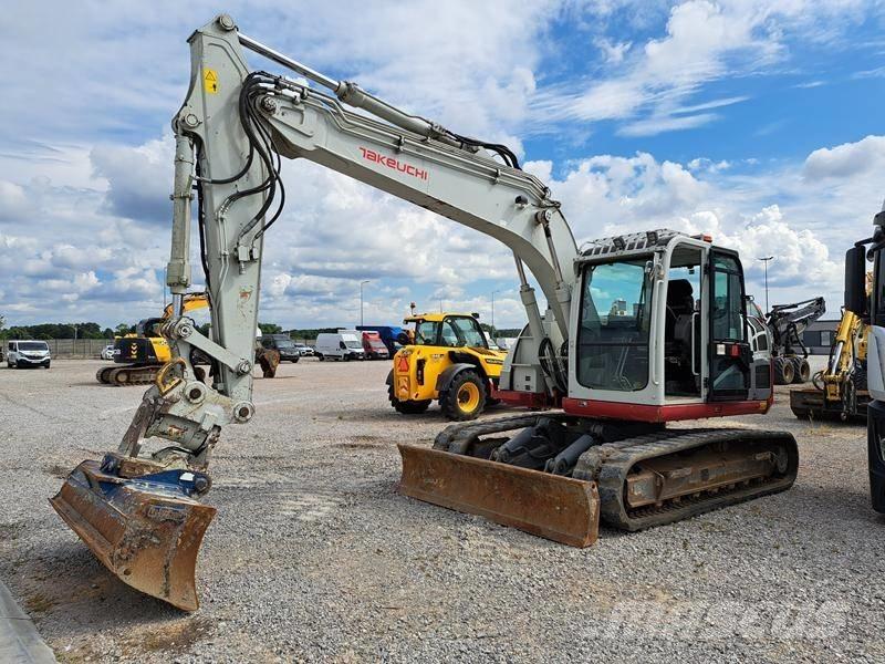 Takeuchi TB 2150 R حفارات زحافة