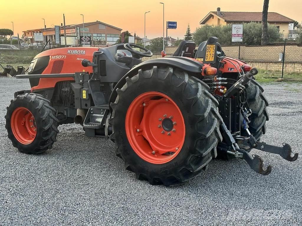 Kubota M5071N الجرارات