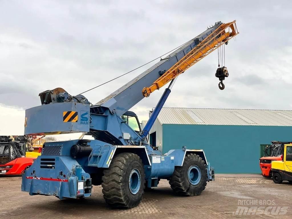 Terex RT780 رافعات الطرق الوعرة