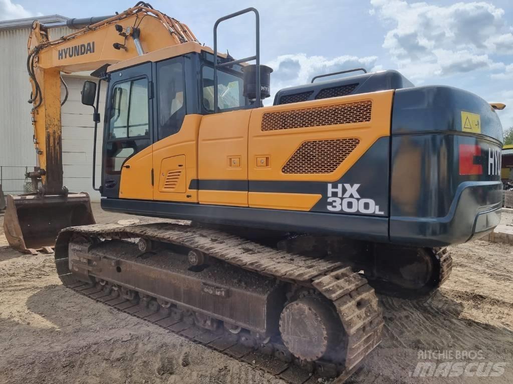 Hyundai HX 300 LC حفارات زحافة