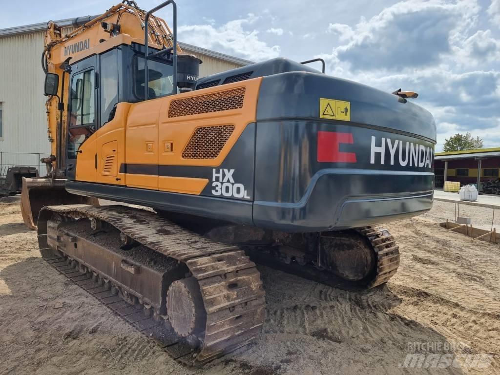 Hyundai HX 300 LC حفارات زحافة