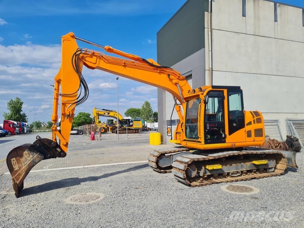 Takeuchi TB 2150 R حفارات زحافة