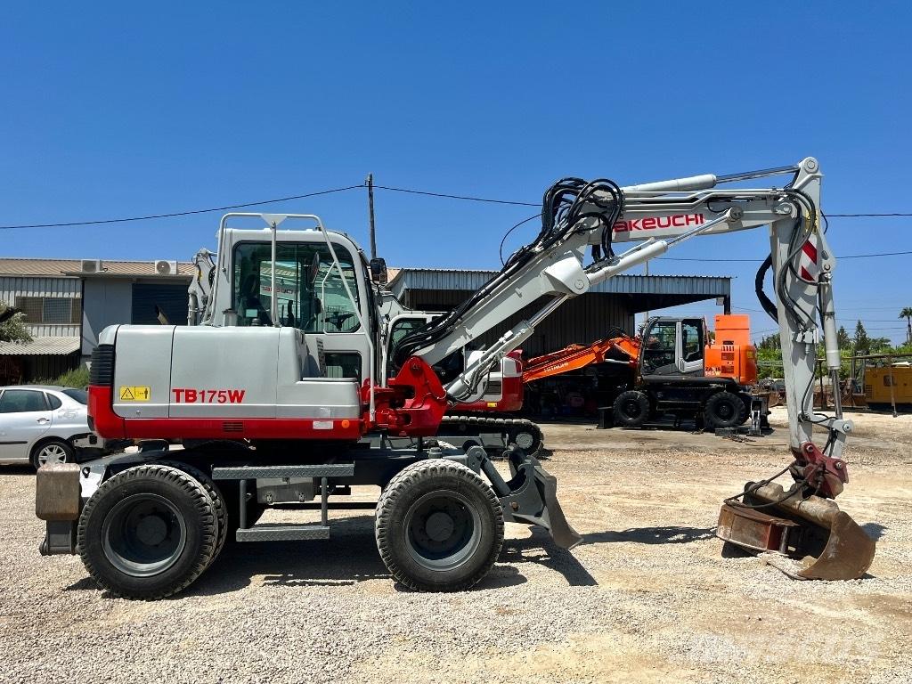 Takeuchi TB 175 W حفارات بعجل