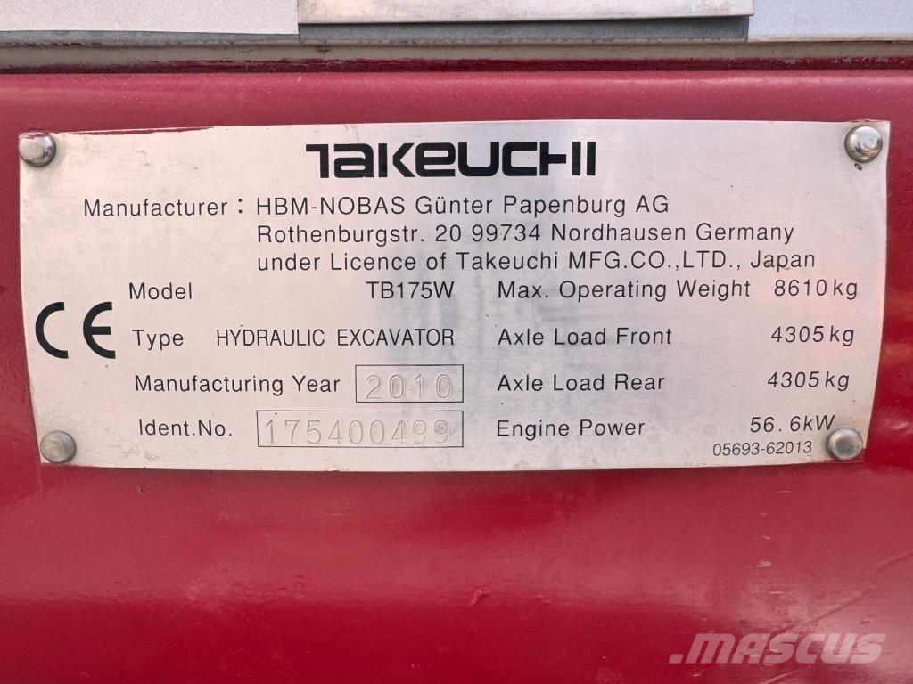 Takeuchi TB 175 W حفارات بعجل