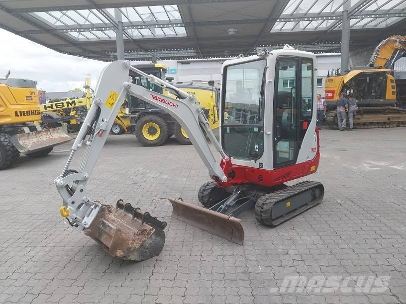 Takeuchi TB 216 A حفارات صغيرة أقل من 7 طن (حفارات صغيرة)