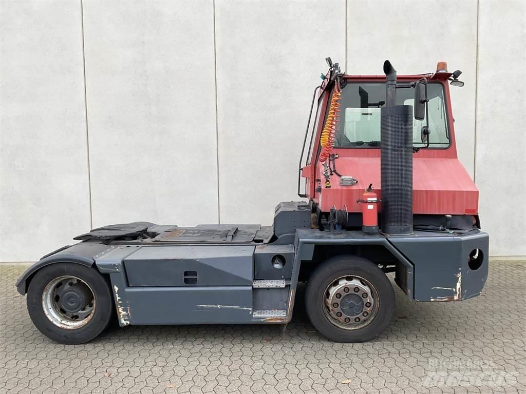 Kalmar TT2000 جرارات صالات المطارات