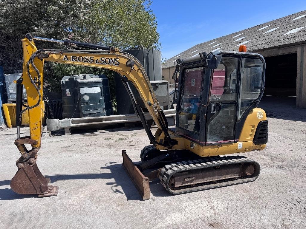 CAT 302.5 حفارات صغيرة أقل من 7 طن (حفارات صغيرة)