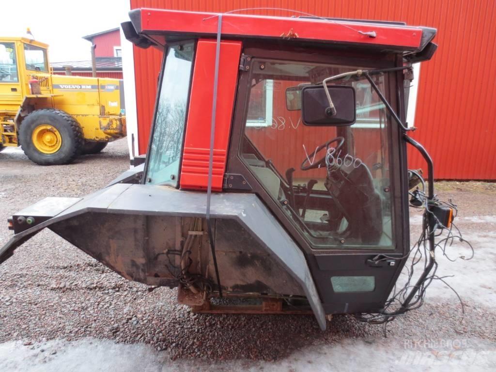 Valmet 8600 كابينة والداخلية