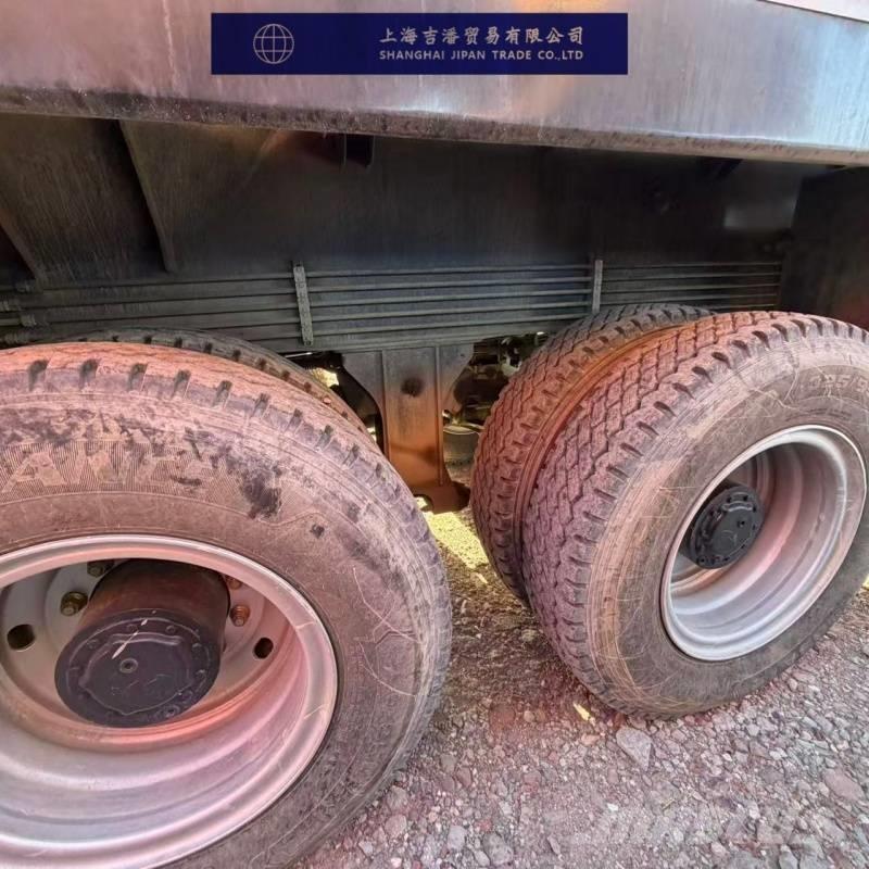 Sany SCT1000C رافعات صالحة لكل أنواع الطرق