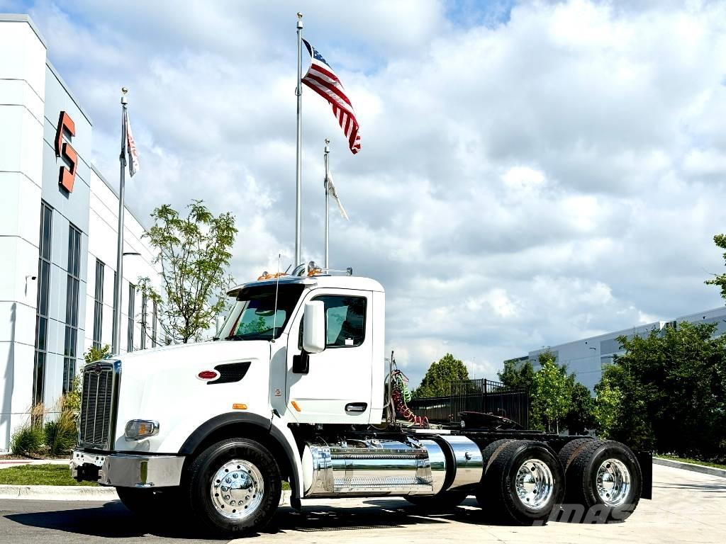 Peterbilt 567 وحدات الجر
